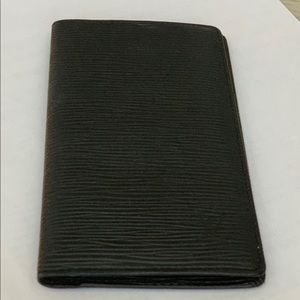 Louis Vuitton check book in Epi Black Leather